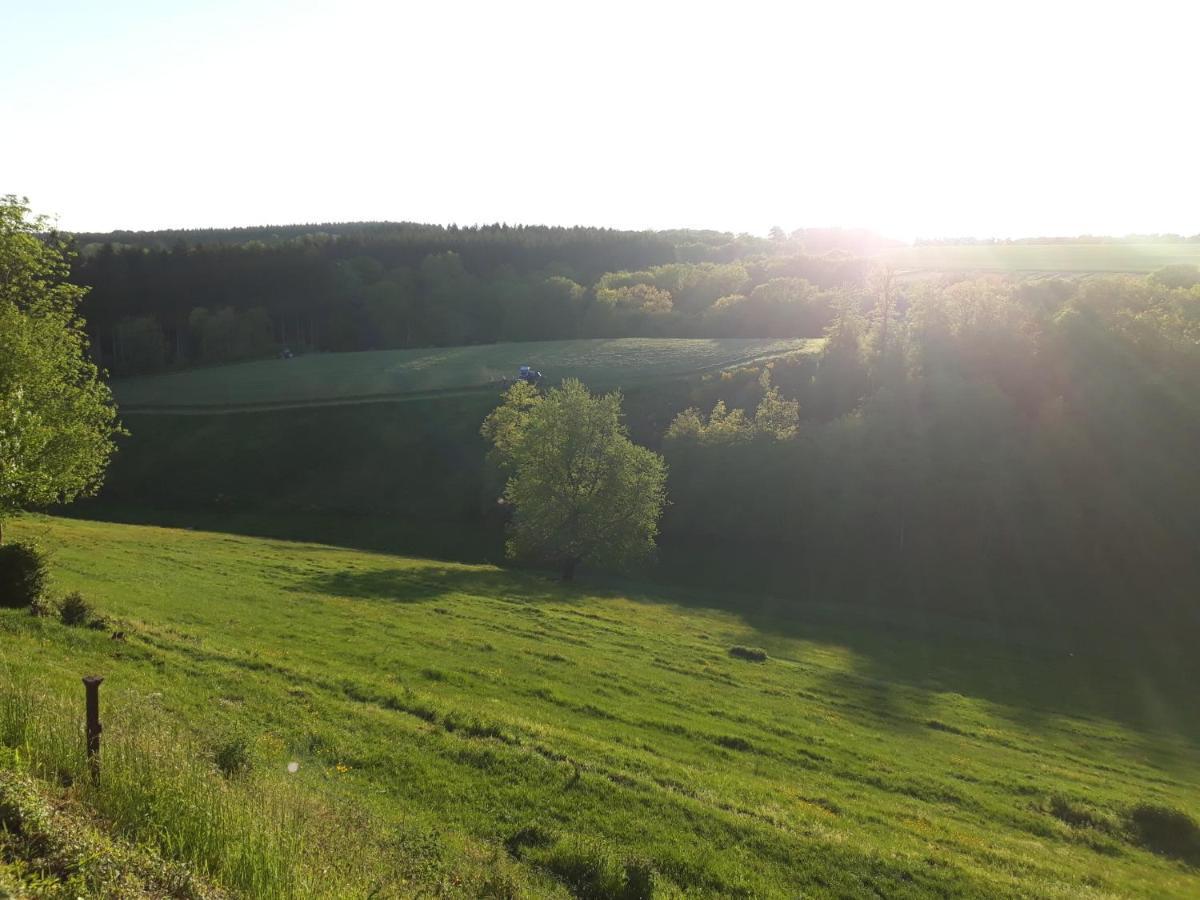 L'Harmonie Du Jardin Gite Chevetogne Esterno foto